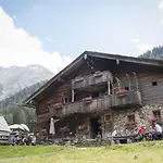 Hochalmbahnen 1-19, Silberdistel, Nahe Gondel, Mit Wallbox *